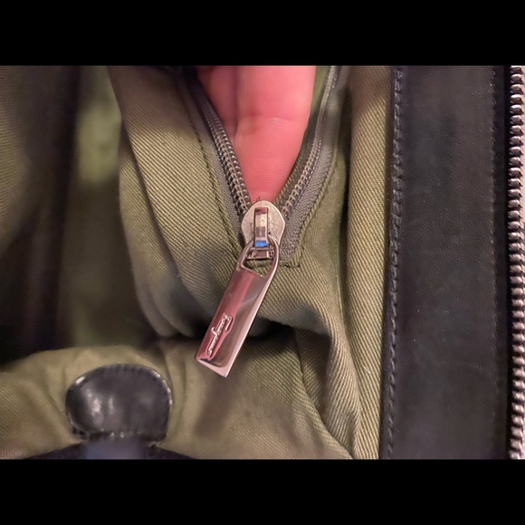 Salvatore Ferragamo purse black - Picture 12 of 16